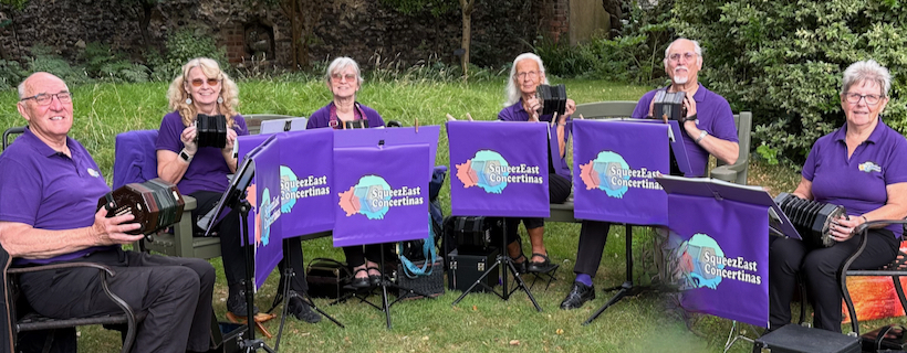 strangers.jpg - 195Kb